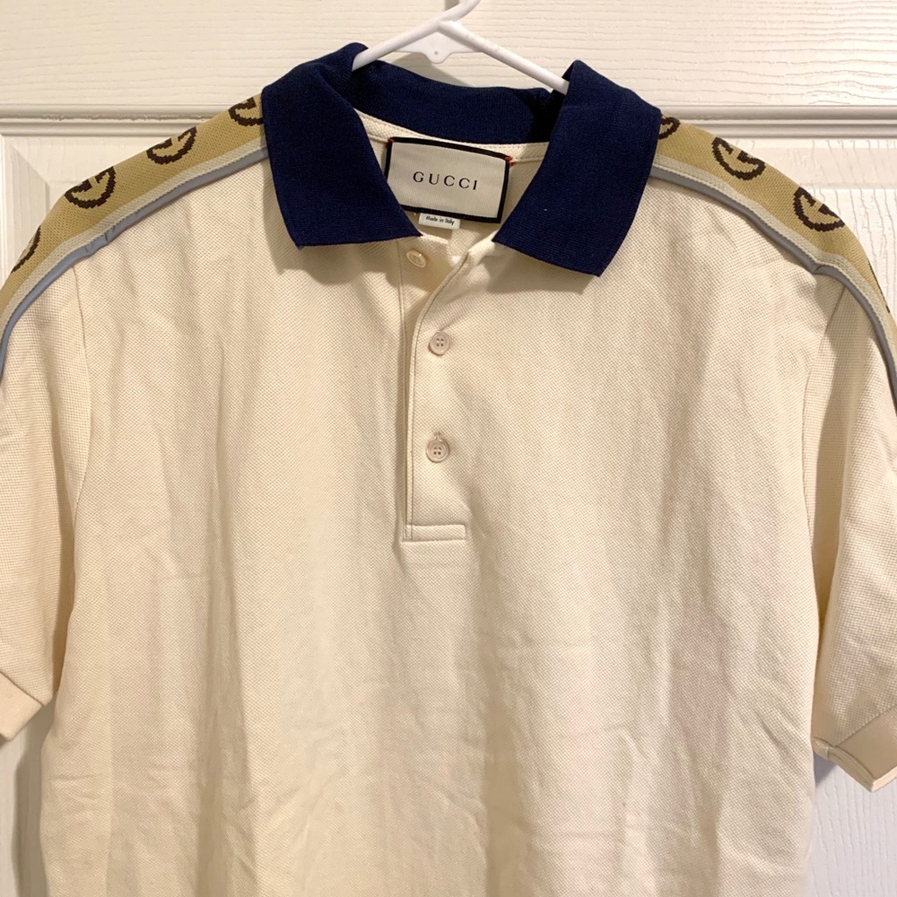 Authentic Gucci Polo in Great Condition (Medium)